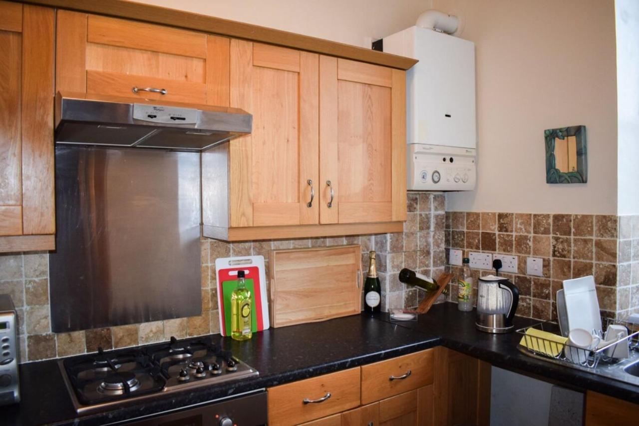 Bright 1 Bedroom Apartment Near City Centre EDI Eksteriør bilde